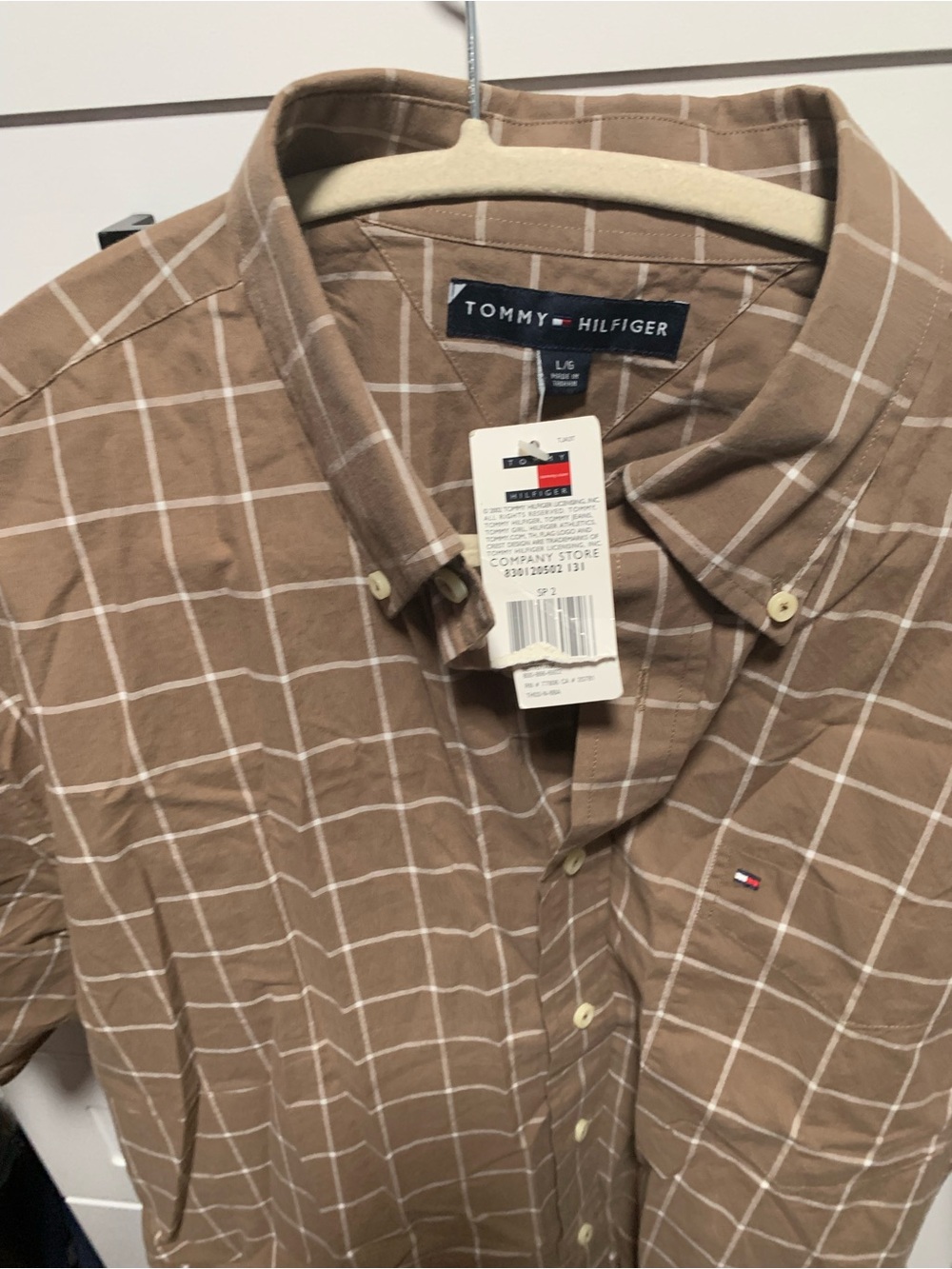 Tommy Hilfiger Men’s Tan Brown Windowpane Button-Down Shirt - Picture 4 of 7
